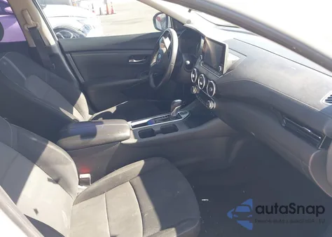 2020 Nissan Sentra Sv Xtronic Cvt z USA, uszkodzony, nr VIN 3N1AB8CV8LY308373